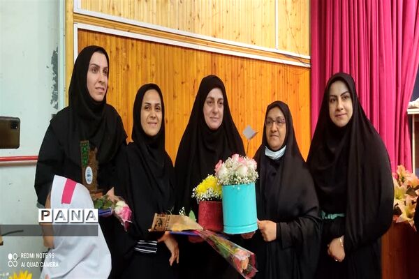 آیین بزرگداشت مقام معلم در محمودآباد
