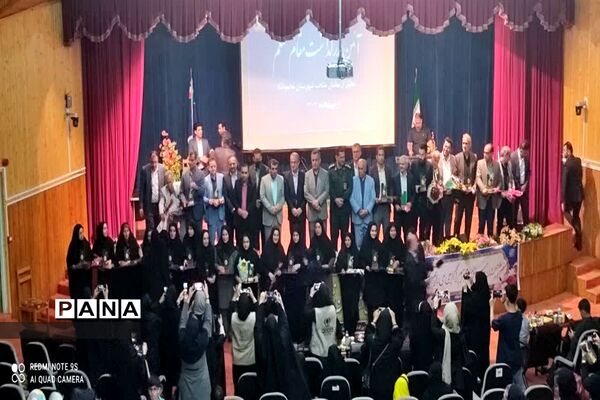 آیین بزرگداشت مقام معلم در محمودآباد