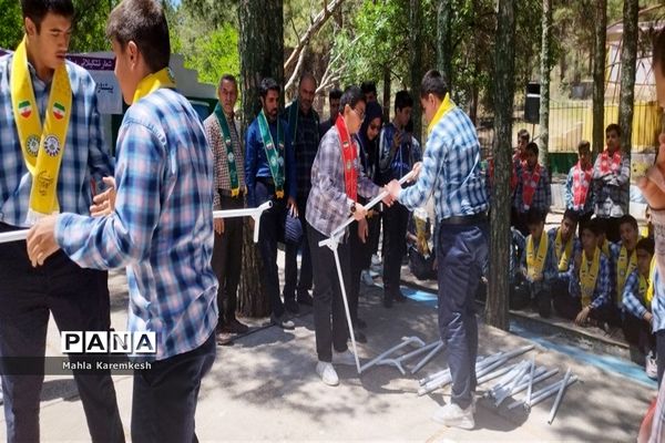 بازدید رئیس سازمان دانش‌آموزی فارس از اردوی تشکیلاتی دانش‌آموزان پیشتاز ناحیه چهار