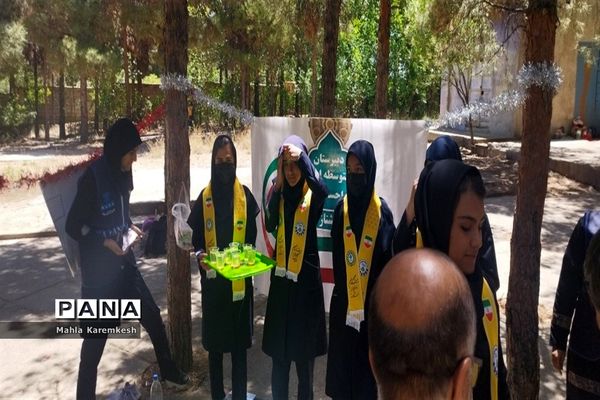بازدید رئیس سازمان دانش‌آموزی فارس از اردوی تشکیلاتی دانش‌آموزان پیشتاز ناحیه چهار