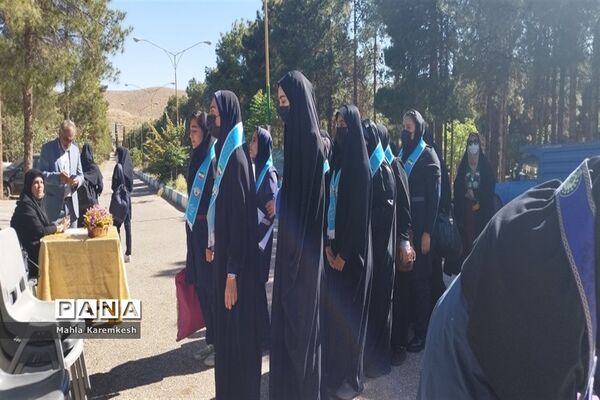 بازدید رئیس سازمان دانش‌آموزی فارس از اردوی تشکیلاتی دانش‌آموزان پیشتاز ناحیه چهار