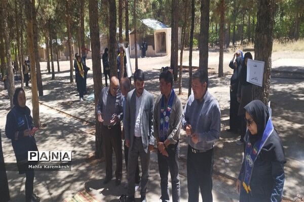 بازدید رئیس سازمان دانش‌آموزی فارس از اردوی تشکیلاتی دانش‌آموزان پیشتاز ناحیه چهار