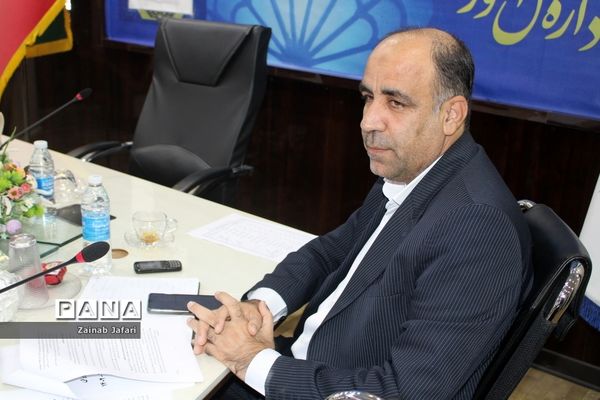 جلسه ستاد ثبت‌نام آموزش و پرورش استان بوشهر