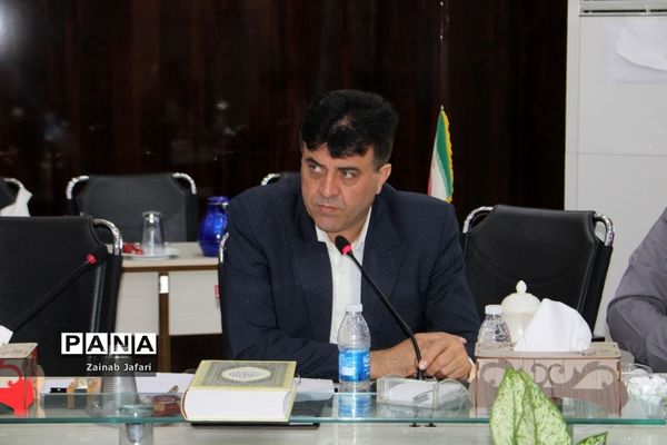 جلسه ستاد ثبت‌نام آموزش و پرورش استان بوشهر