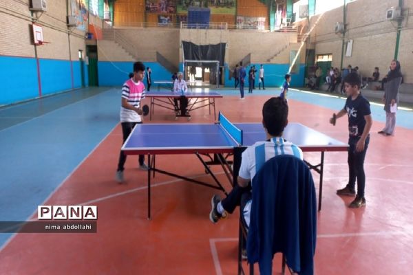 مسابقات تنیس روی میز پسران به‌مناسبت هفته معلم در کهریزک