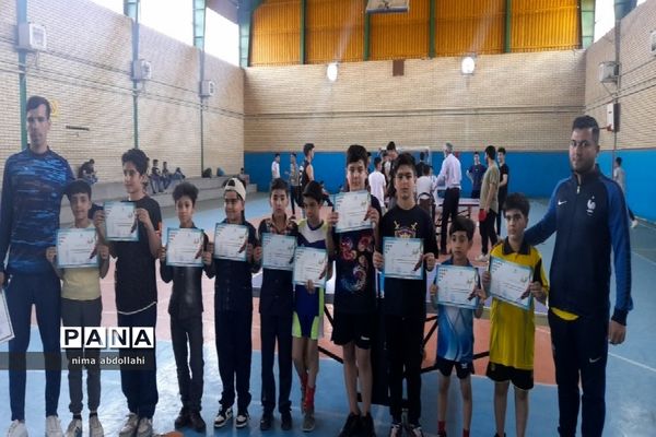 مسابقات تنیس روی میز پسران به‌مناسبت هفته معلم در کهریزک