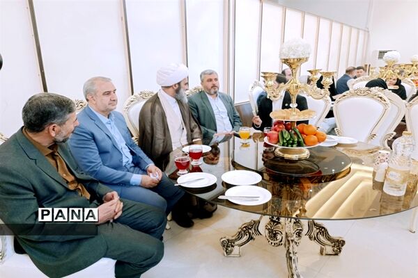 آیین تجلیل از معلمان نمونه شهرستان ملارد