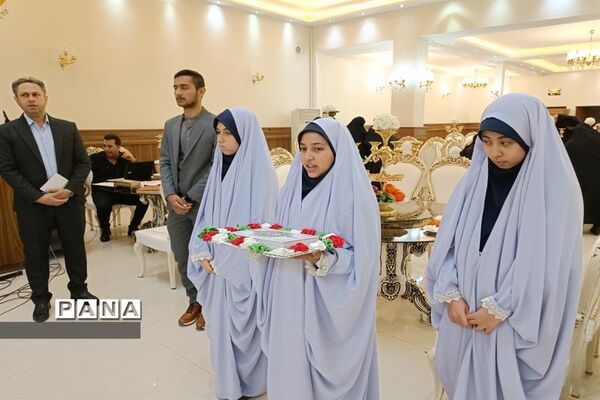 آیین تجلیل از معلمان نمونه شهرستان ملارد