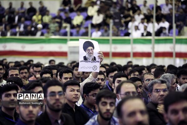 آیین بزرگداشت مقام معلم با حضور رئیس جمهوری