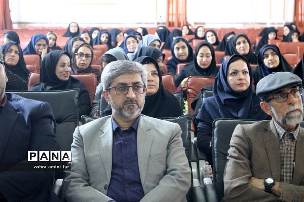 همایش گرامیداشت مقام معلم در نور