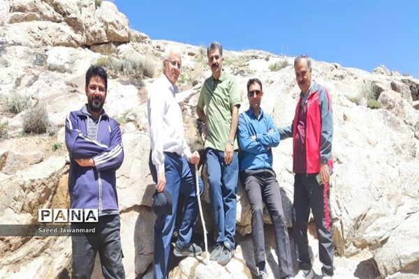 اردوی پسران ورزشکار دبستان پسرانه شهید خرّم نژاد ناحیه یک