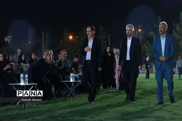همایش بزرگداشت مقام معلم در شهرستان مهریز