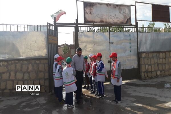 گرامیداشت هفته مقام معلم در شهرستان بام و صفی آباد