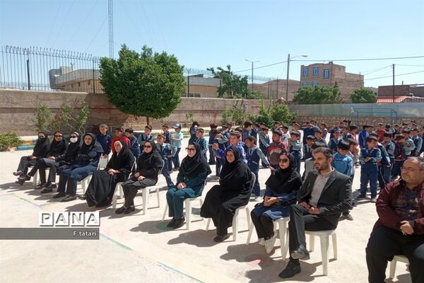 گرامیداشت هفته مقام معلم در شهرستان بام و صفی آباد