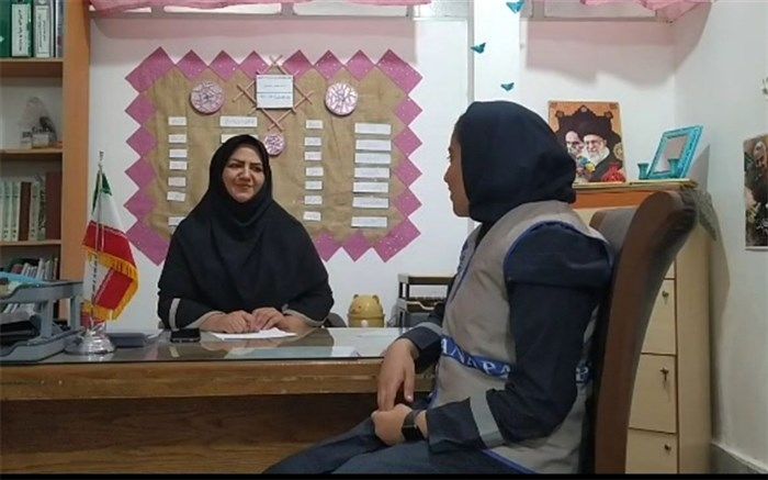 صبر و عشق به حرفه معلمی، کلید موفقیت من در این راه بود/فیلم