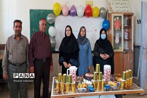 مراسم تجلیل و گرامیداشت مقام معلم در دبستان حافظ بخش جوادآباد