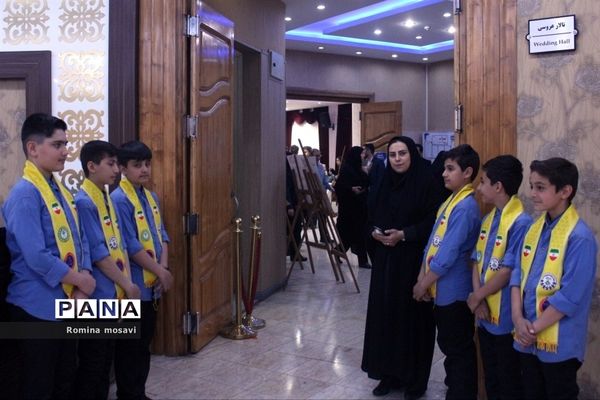 آیین اختتامیه دوازدهمین جشنواره نوجوان سالم و اولین پویش مراقب خودت باش در تبریز