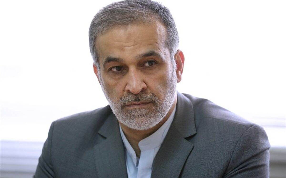 کمک اداره کل تجسمی به هنرستان‌ها از زبان عبدالرضا سهرابی