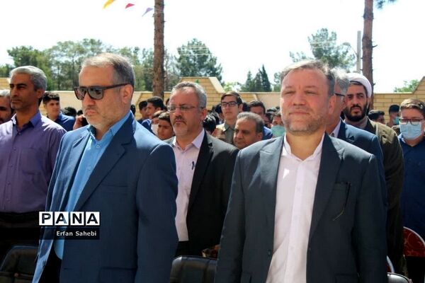 آیین استانی زنگ سپاس معلم در سمنان