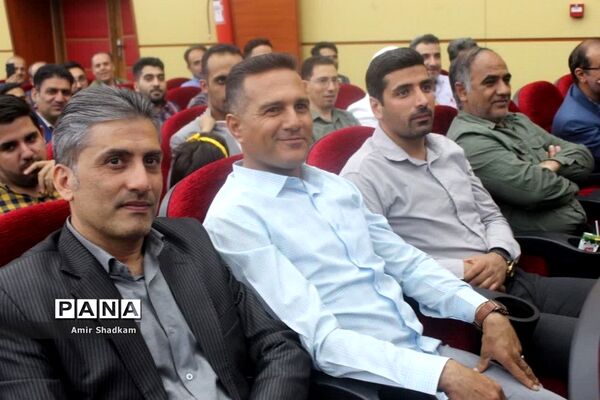 آیین تجلیل از مقام معلم در سمنان -1