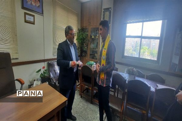 گرامیداشت مقام معلم