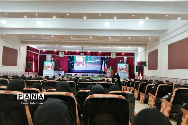 بزرگداشت مقام معلم در آموزش و پرورش ناحیه یک یزد