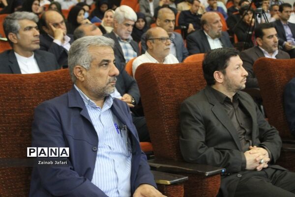 تجلیل از معلمان نمونه استان بوشهر