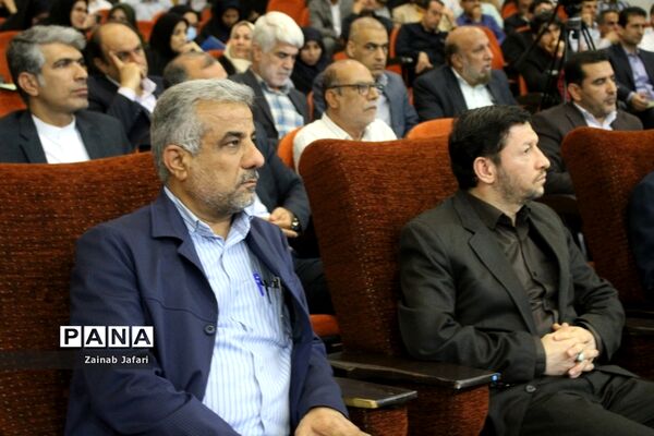 تجلیل از معلمان نمونه استان بوشهر