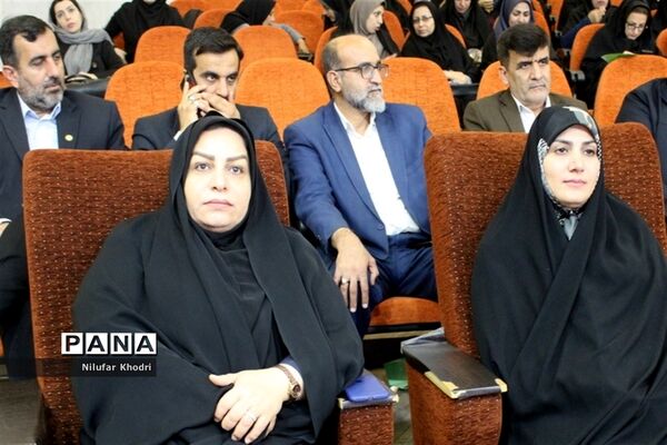 تجلیل از معلمان نمونه استان بوشهر