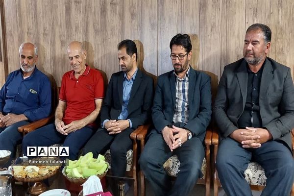 تجلیل از فرهنگیان بازنشسته شهرستان مروست