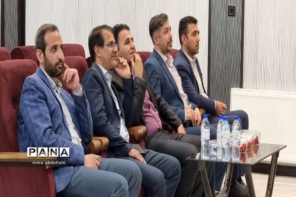 همایش هفته سلامت و تجلیل از منتخبین هفتمین جشنواره سفیران سلامت و فعالان حوزه سلامت