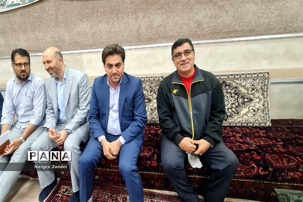 تجلیل از ورزشکاران و پیشکسوتان ورزش زورخانه‌ای شهر ملارد