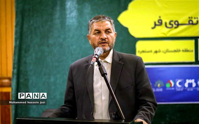 مسابقات قرآنی از راه‌های انس با کلام خدا در دانش‌آموزان است