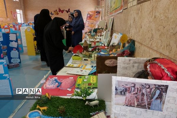 افتتاح نمایشگاه منطقه‌ای طرح جابربن حیان در دبستان آزاده شهرستان بهبهان
