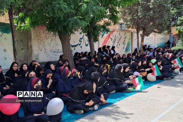 المپیاد ورزشی درون مدرسه‌ای در دبیرستان‌هاجر ناحیه 2 بهارستان