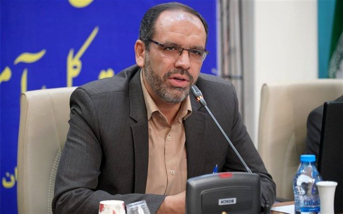 تدوین و توزیع کتاب تقویم اجرایی بین مدارس متوسطه استان اصفهان