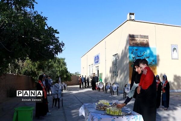 یادواره معلم شهید مرتضی مطهری و ۱۳شهید فرهنگی شهرستان دارالولایه مهریز