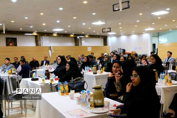 تقدیر از استادان مرکز آموزش عالی کاشمر