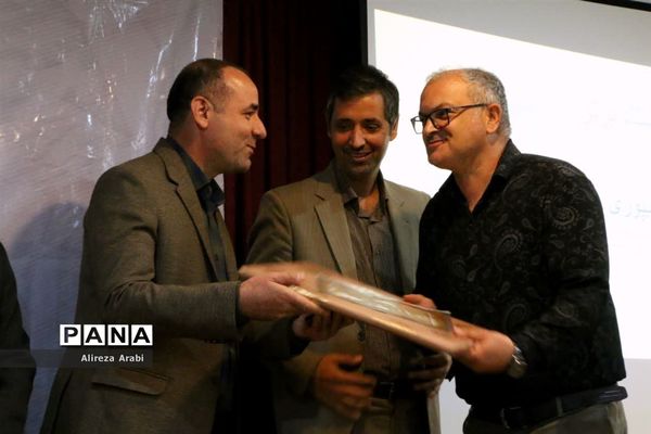 تقدیر از استادان مرکز آموزش عالی کاشمر