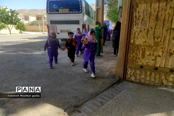 اردوی فرهنگی تفریحی دانش‌آموزان دبستان دخترانه مبعث ناحیه 3 شیراز