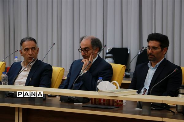 آیین تجلیل از معلمان نمونه آذربایجان شرقی