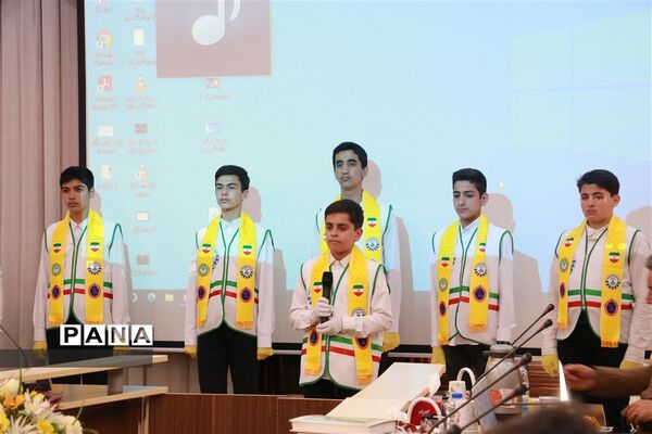 آیین تجلیل از معلمان نمونه آذربایجان شرقی