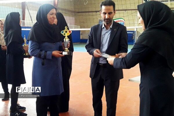 مسابقه والیبال ویژه بانوان فرهنگی مدارس استثنائی شهرستان‌های استان تهران به میزبانی بهارستان 2