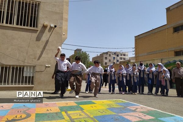 برپایی غرفه پژوهش‌سرای دانش‌آموزی ابوریحان منطقه جوادآباد و دیگر مناطق در بخش کهریزک، شهر ری