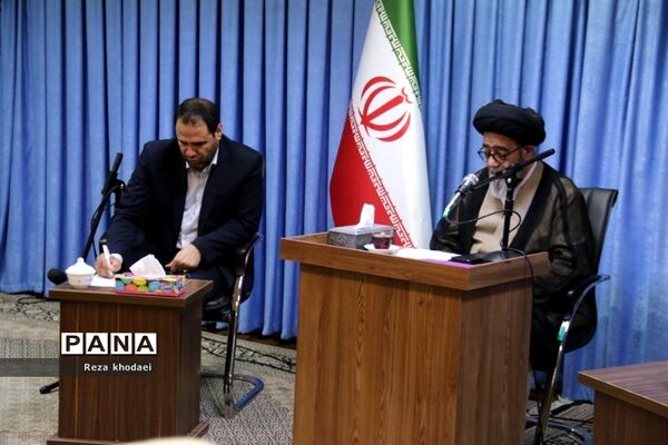 دیدار سرپرست وزارت آموزش و پرورش با نماینده ولی فقیه در آذربایجان شرقی