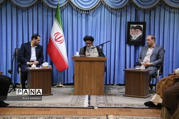دیدار سرپرست وزارت آموزش و پرورش با نماینده ولی فقیه در آذربایجان شرقی