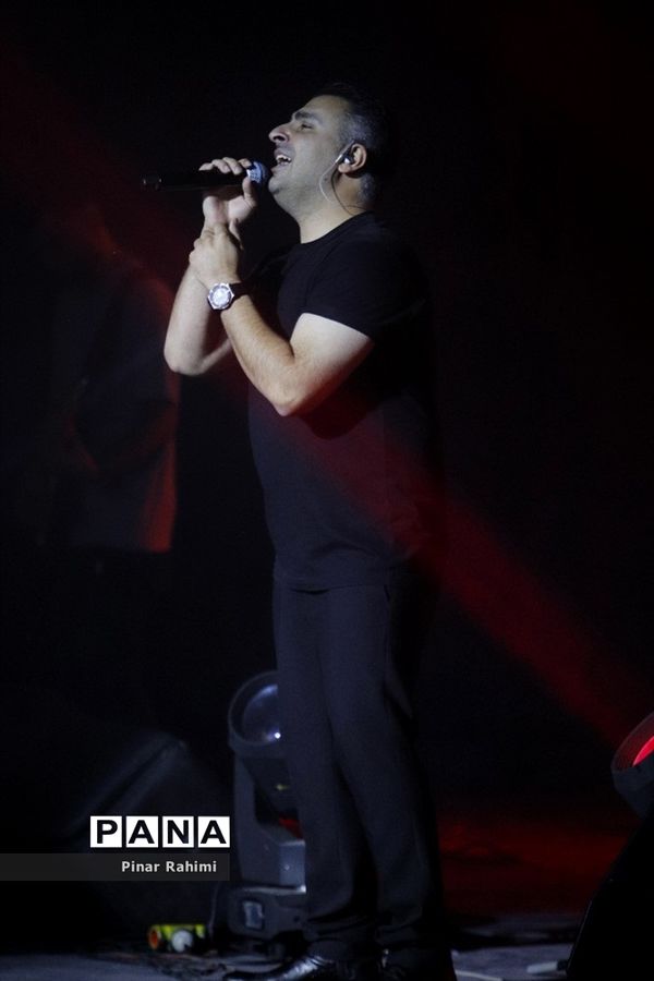 کنسرت علیرضا طلیسچی در تبریز