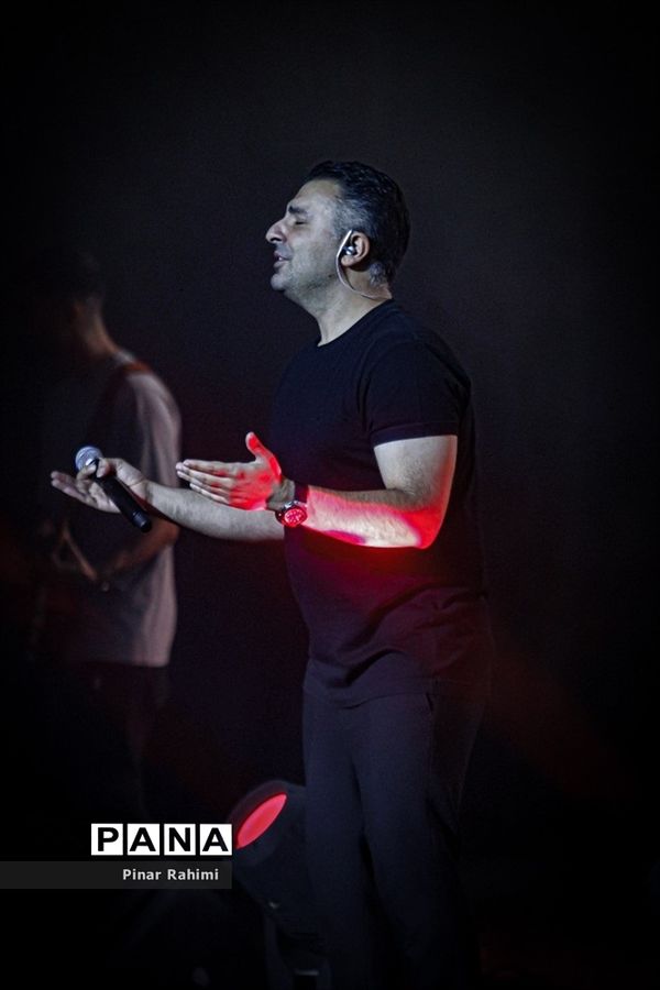 کنسرت علیرضا طلیسچی در تبریز