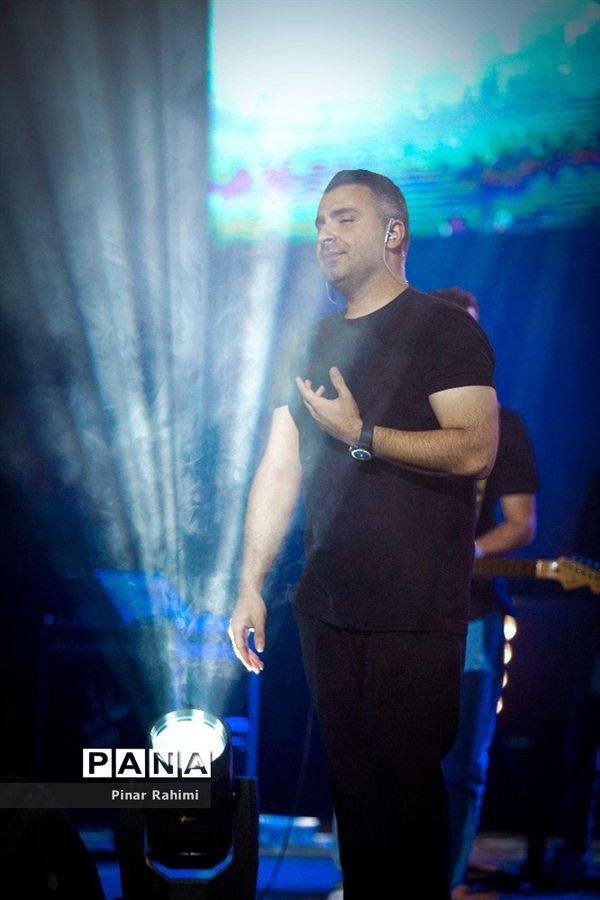 کنسرت علیرضا طلیسچی در تبریز