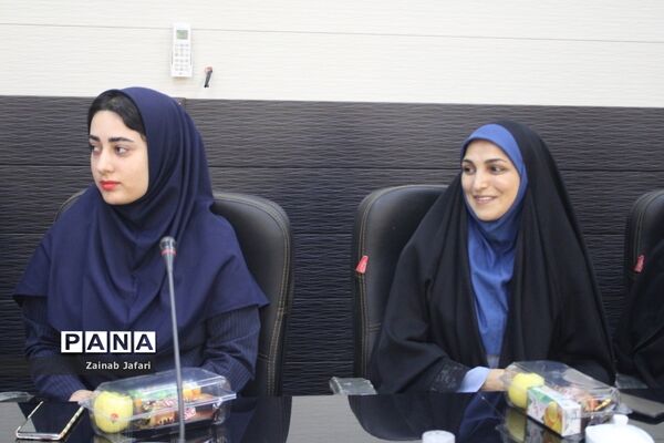 تجلیل از معلمان و مدیران نمونه آموزش و پرورش استثنایی استان بوشهر